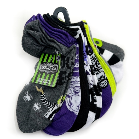 Beetlejuice Womens No Show Socks 80s Halloween Movie Film Lydia Deetz Fun Gift - Picture 1 of 13